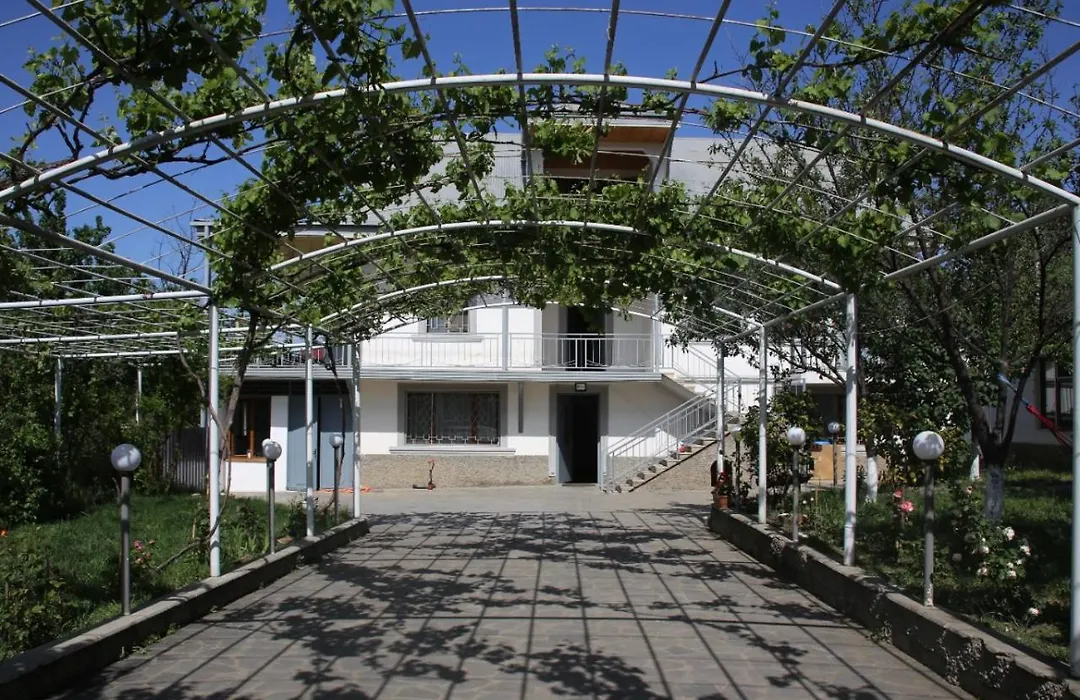 Big House-1