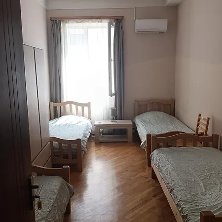 Guesthouse Hillside-3